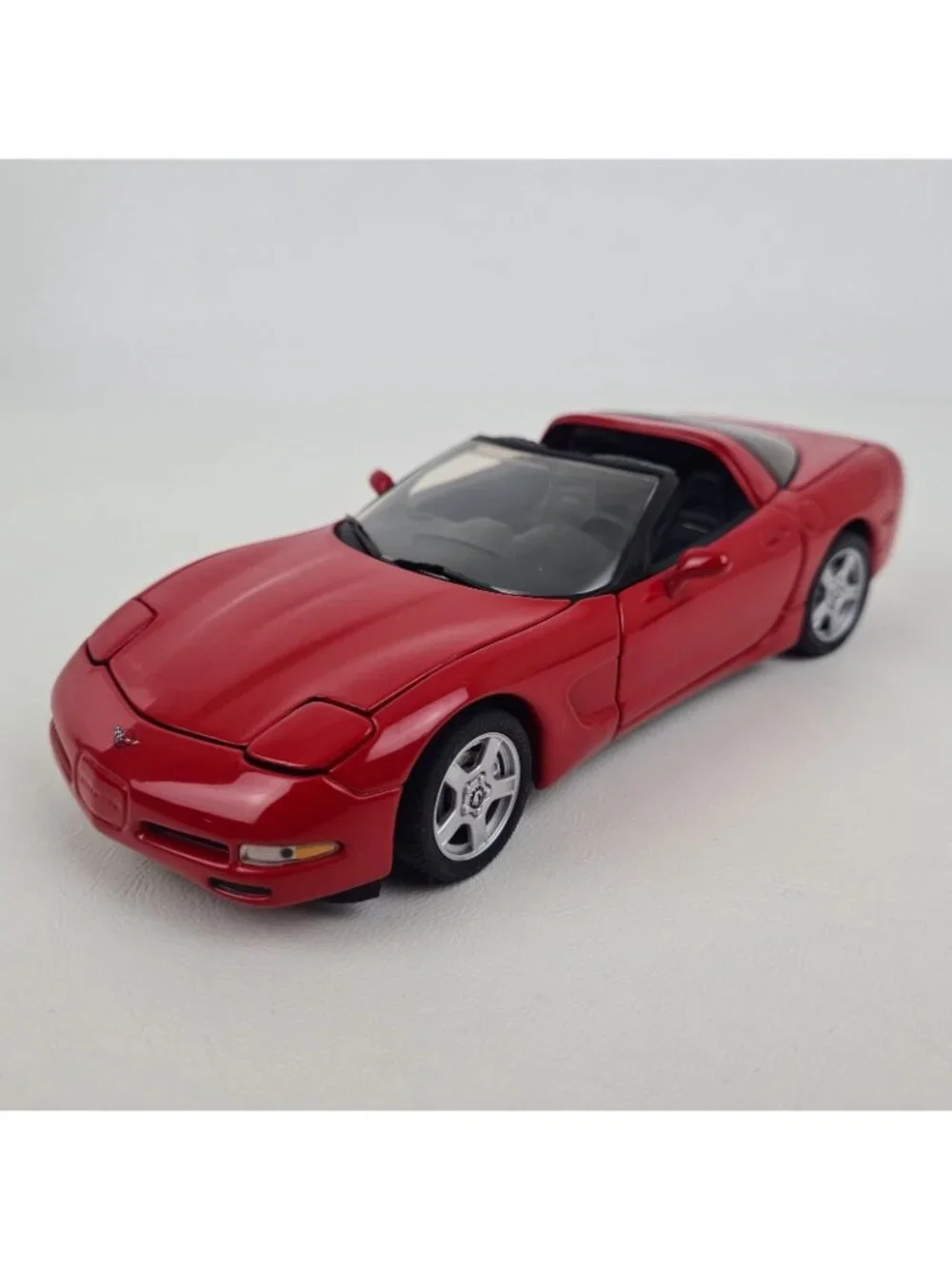 Franklin Mint Precision 1997 Chevrolet Corvette Red 1:24 Die Cast B11WW95